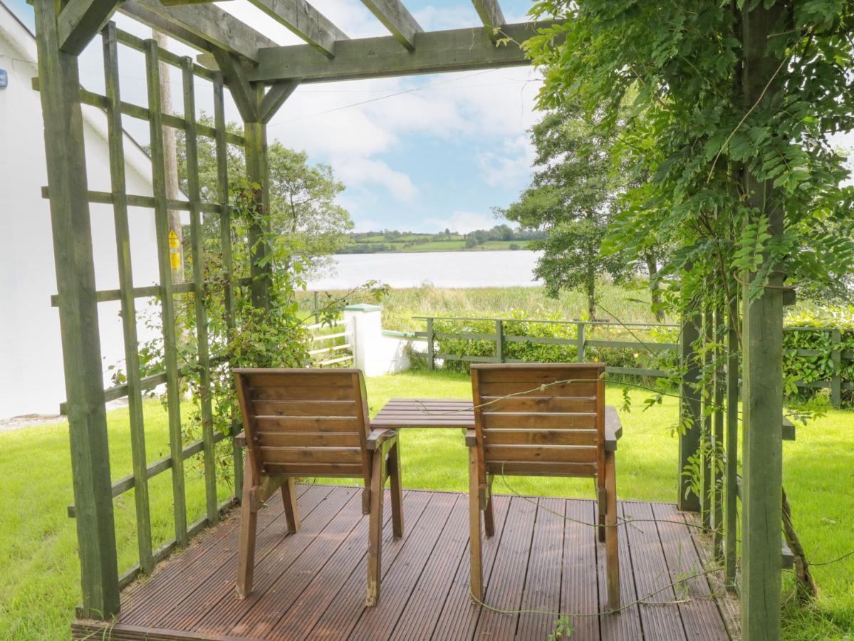 Lakeside Cottage บอยล์ ภายนอก รูปภาพ